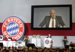 25.11.2016, Fussball Bundesliga 2016/2017,  FC Bayern Mnchen, Jahreshauptversammlung im AUDI-Dome Mnchen. Prsident Uli Hoeness (FC Bayern) hlt seine Antrittsrede als Prsident.