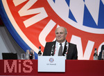 25.11.2016, Fussball Bundesliga 2016/2017,  FC Bayern Mnchen, Jahreshauptversammlung im AUDI-Dome Mnchen. Prsident Uli Hoeness (FC Bayern) an seinem Platz als Prsident.