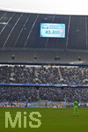 03.12.2016, Fussball 2.Bundesliga 2016/2017, 15.Spieltag, 1860 Mnchen gegen Dynamo Dresden, in der Allianz-Arena Mnchen. 43400 Zuschauer werden auf der Anzeigetafel angezeigt.