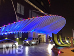 11.01.2017,  W-Hotel, Doha (Katar),  EIngangsbereich in der Nacht.