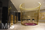 09.01.2017,  Doha (Katar).  AlRayyan Hotel Doha, Curio Collection by Hilton, in der Mall of Qatar, Al Rayyan, Doha. 5 Sterne Hotel. Internet-Workstation in der Lobby.