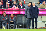 04.02.2017,  Fussball 1.Liga 2016/2017, 19.Spieltag, FC Bayern Mnchen - FC Schalke 04, in der Allianz-Arena Mnchen.  v.re: Trainer Carlo Ancelotti (FC Bayern Mnchen) mit Co-Trainer Davide Ancelotti (Bayern).