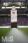 24.04.2017, Fussball 2.Bundesliga 2016/2017, 30.Spieltag, VfB Stuttgart - 1.FC Union Berlin, in der Mercedes-Benz-Arena Stuttgart, Vor dem Spiel: Auf der Stele auf dem Spielfeld liegt der Spielball Torfabrik bereit.