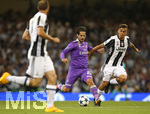 03.06.2017,  Fussball UEFA Champions-League Finale 2017, Juventus Turin - Real Madrid, im National Stadium of Wales in Cardiff. v.l. Isco (Real Madrid) gegen Paulo Dybala (Juventus Turin) 