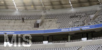 12.07.2017, Fussball 1.Bundesliga 2017/2018,  Pressekonferenz in der Allianz Arena Mnchen, FC Bayern Mnchen stellt den Neuzugang aus Madrid vor, James Rodriguez (FC Bayern Mnchen). Derzeit ist die Arena eine Baustelle, die grauen Sitze werden gerade neu eingebaut.