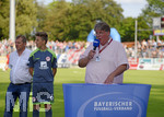 13.07.2017, Fussball Regionalliga Bayern 2017/2018, 1.Spieltag, FC Memmingen - TSV 1860 Mnchen, in der Arena Memmingen. Stadionsprecher Andreas Schales (FC Memmingen) am Mikrofon.