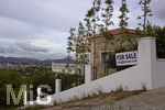 06.09.2017, Spanien, Insel Mallorca, Santa Ponsa, Luxusimmobilien auf einem Hgel zu Verkaufen. For Sale.