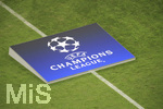 18.10.2017, Fussball UEFA Champions League 2017/2018,  Gruppenphase, 3.Spieltag, FC Bayern Mnchen - Celtic Glasgow, in der Allianz-Arena Mnchen,  Logo der Ch-League auf dem Rasen.