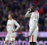 28.10.2017,  Fussball 1.Liga 2017/2018, 10.Spieltag, FC Bayern Mnchen - RB Leipzig, in der Allianz Arena Mnchen. Ibrahima Konate (RB Leipzig) ist unzufrieden.
