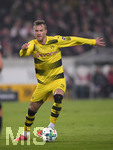 17.11.2017,  Fussball 1.Liga 2017/2018, 12.Spieltag, VfB Stuttgart - Borussia Dortmund, in der Mercedes Benz Arena Stuttgart. Andrey Yarmolenko (Dortmund) am Ball.