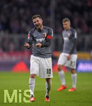 18.11.2017,  Fussball 1.Liga 2017/2018, 12.Spieltag, FC Bayern Mnchen - FC Augsburg, in der Allianz-Arena Mnchen. Arjen Robben (FC Bayern Mnchen) lacht.