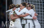 24.11.2017, Fussball Frauen Lnderspiel, Deutschland - Frankreich, in der SchcoArena Bielefeld. Jubel Deutschland zum Tor zum 2:0