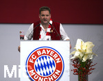 24.11.2017, Fussball Bundesliga 2017/2018,  FC Bayern Mnchen, Jahreshauptversammlung im AUDI-Dome Mnchen. Fanclubvorsitzender Hansi Gehrlein am Rednerpult.