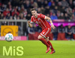 13.12.2017,  Fussball 1.Liga 2017/2018, 14.Spieltag, FC Bayern Mnchen - 1.FC Kln, in der Allianz-Arena Mnchen. Niklas Sle (FC Bayern Mnchen) am Ball.