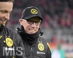 20.12.2017, Fussball DFB-Pokal 2017, Achtelfinale,  FC Bayern Mnchen - Borussia Dortmund, in der Allianz-Arena Mnchen. Trainer Peter Stger (Dortmund) zufrieden.
