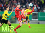20.12.2017, Fussball DFB-Pokal 2017, Achtelfinale,  FC Bayern Mnchen - Borussia Dortmund, in der Allianz-Arena Mnchen.  Robert Lewandowski (FC Bayern Mnchen).