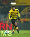 10.02.2018, Fussball 1. Bundesliga 2017/2018, 22. Spieltag, Borussia Dortmund - Hamburger SV, im Signal-Iduna-Park Dortmund. Manuel Akanji (Dortmund) 