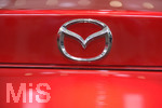 24.02.2018, Die Mncher Autotage im Rahmen der Reise- und Freizeitmesse f.r.e.e. in Mnchen im neuen Messegelnde Riem.   Mazda 6.  Firmenlogo.