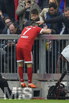 10.03.2018,  Fussball 1.Liga 2017/2018, 26.Spieltag,  FC Bayern Mnchen - Hamburger SV, in der Allianz Arena Mnchen. Franck Ribery (FC Bayern Mnchen) jubelt mit einem Kind.