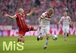 10.03.2018,  Fussball 1.Liga 2017/2018, 26.Spieltag,  FC Bayern Mnchen - Hamburger SV, in der Allianz Arena Mnchen. Rick van Drongelen (re, Hamburger SV) gegen Arjen Robben (li, FC Bayern Mnchen).