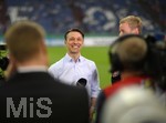 18.04.2018, Fussball DFB Pokal 2017/2018, Halbfinale, FC Schalke 04 - Eintracht Frankfurt, in der Veltins Arena auf Schalke. Trainer Niko Kovac (Eintracht Frankfurt) beim TV-Interview. 