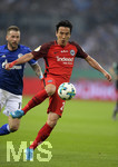 18.04.2018, Fussball DFB Pokal 2017/2018, Halbfinale, FC Schalke 04 - Eintracht Frankfurt, in der Veltins Arena auf Schalke. Makoto Hasebe (Eintracht Frankfurt).