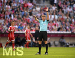 28.04.2018, Fussball 1. Bundesliga 2017/2018, 32. Spieltag, FC Bayern Mnchen - Eintracht Frankfurt, in der Allianz-Arena Mnchen. Schiedsrichter Christian Dingert