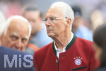 12.05.2018; Fussball, Saison 2017/2018, Bundesliga,34.Spieltag, FC Bayern Muenchen - VfB Stuttgart, in der Muenchner Allianz-Arena. Meisterfeier. FC Bayern-Legende Franz Beckenbauer