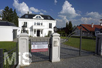19.05.2018, Wohngebiet Bad Wrishofen,  Neuerbaute Herrschaftliche Villa am Stadtrand von Bad Wrishofen im Allgu.