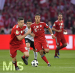 19.05.2018, Fussball DFB-Pokal Finale 2018, FC Bayern Mnchen - Eintracht Frankfurt, im Olympiastadion in Berlin. Thiago (FC Bayern Mnchen) Zweikampf.
