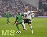 08.06.2018, Fussball Lnderspiel, Deutschland - Saudi Arabien, in der BayArena Leverkusen. v.li: Omar Hawsawi (Saudi-Arabien) gegen Julian Brandt (Deutschland).