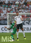 08.06.2018, Fussball Lnderspiel, Deutschland - Saudi Arabien, in der BayArena Leverkusen. v.l. Fahad Al-Muwallad (Saudi-Arabien) gegen Mats Hummels (Deutschland) 