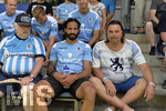 13.07.2018, Fussball 3. Bundesliga 2018/2019, TSV 1860 Mnchen im Trainingslager in Kssen, sterreich. Adriano Grimaldi (1860 Mnchen) sitzt neben Allesfahrer Roman Wll (re, 1860 Mnchen).