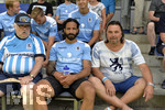 13.07.2018, Fussball 3. Bundesliga 2018/2019, TSV 1860 Mnchen im Trainingslager in Kssen, sterreich. Adriano Grimaldi (1860 Mnchen) sitzt neben Allesfahrer Roman Wll (re, 1860 Mnchen).