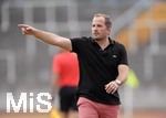 14.07.2018, Fussball 1. Bundesliga 2018/2019, Testspiel, FC Augsburg - Wrzburger Kickers, im Rosenaustadion Augsburg. Trainer Manuel Baum (FC Augsburg) unzufrieden.