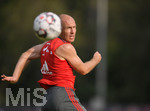 02.08.2018, Fussball 1. Bundesliga 2018/2019, FC Bayern Mnchen im Trainingslager in Rottach Egern am Tegernsee. Arjen Robben (FC Bayern Mnchen) Kopfballtraining.
