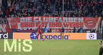 02.10.2018, Fussball UEFA Champions League 2018/2019, Gruppenphase, 2.Spieltag, FC Bayern Mnchen - Ajax Amsterdam, in der Allianz-Arena Mnchen. Proteste der Bayernfans fr rot weisse Trikots.



