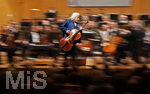 04.10.2018, Klassik-Konzertreihe in Bad Wrishofen im Allgu, Festival der Nationen 2018, Konzert im Kursaal mit Cellist Mischa Maisky (Lettland) und dem Mnchner Rundfunkorchester. 