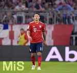 06.10.2018, Fussball 1. Bundesliga 2018/2019, 7. Spieltag,  FC Bayern Mnchen - Borussia Mnchengladbach, in der Allianz-Arena Mnchen. James Rodriguez (FC Bayern Mnchen) frustriert.

