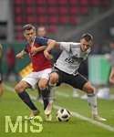12.10.2018,  Fussball U21 EM-Qualifikationsspiel, Deutschland - Norwegen, im AUDI-Sportpark in Ingolstadt. v.li: Vebjrn Hoff (NOR) gegen Maximilian Eggestein (Deutschland).

