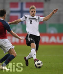 12.10.2018,  Fussball U21 EM-Qualifikationsspiel, Deutschland - Norwegen, im AUDI-Sportpark in Ingolstadt. Arne Maier (Deutschland) am Ball.


