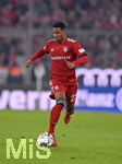 03.11.2018, Fussball 1. Bundesliga 2018/2019, 10. Spieltag,  FC Bayern Mnchen - Freiburg, in der Allianz-Arena Mnchen. Serge Gnabry (FC Bayern Mnchen) am Ball.

 
