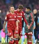 03.11.2018, Fussball 1. Bundesliga 2018/2019, 10. Spieltag,  FC Bayern Mnchen - Freiburg, in der Allianz-Arena Mnchen. v.l. Rafinha (FC Bayern Mnchen) und Thomas Mller (FC Bayern Mnchen) sind unzufrieden.

 
