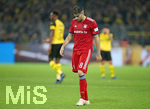 10.11.2018, Fussball 1. Bundesliga 2018/2019, 11. Spieltag, Borussia Dortmund - FC Bayern Mnchen, im Signal-Iduna-Park Dortmund. Javi Martinez (Bayern Mnchen) enttuscht



