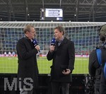 16.10.2018, Fussball, Nationalteams, Freundschaftsspiel, Deutschland - Russland, in der Red Bull Arena Leipzig. re: RTL-Experte am Mikrofon Jens Lehmann.
