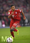 08.12.2018, Fussball 1. Bundesliga 2018/2019, 14. Spieltag,  FC Bayern Mnchen - 1.FC Nrnberg, in der Allianz-Arena Mnchen.  Serge Gnabry (FC Bayern Mnchen) am Ball.

 
