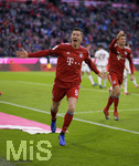 08.12.2018, Fussball 1. Bundesliga 2018/2019, 14. Spieltag,  FC Bayern Mnchen - 1.FC Nrnberg, in der Allianz-Arena Mnchen.  Torjubel li: Robert Lewandowski (FC Bayern Mnchen). re: Thomas Mller (FC Bayern Mnchen).

 
