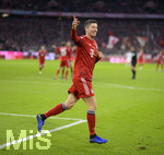 08.12.2018, Fussball 1. Bundesliga 2018/2019, 14. Spieltag,  FC Bayern Mnchen - 1.FC Nrnberg, in der Allianz-Arena Mnchen.  Robert Lewandowski (FC Bayern Mnchen) Torjubel.

 
