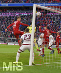 08.12.2018, Fussball 1. Bundesliga 2018/2019, 14. Spieltag,  FC Bayern Mnchen - 1.FC Nrnberg, in der Allianz-Arena Mnchen.  Robert Lewandowski (FC Bayern Mnchen) trifft hier zum 1:0 gegen Torwart Fabian Bredlow (1.FC Nrnberg) 

 
