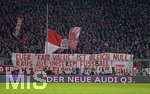 ARCHIVBILD!!! 19.12.2018, Fussball 1. Bundesliga 2018/2019, 16. Spieltag,  FC Bayern Mnchen - RB Leipzig, in der Allianz-Arena Mnchen.  Bayernfans mit Spruchband: 